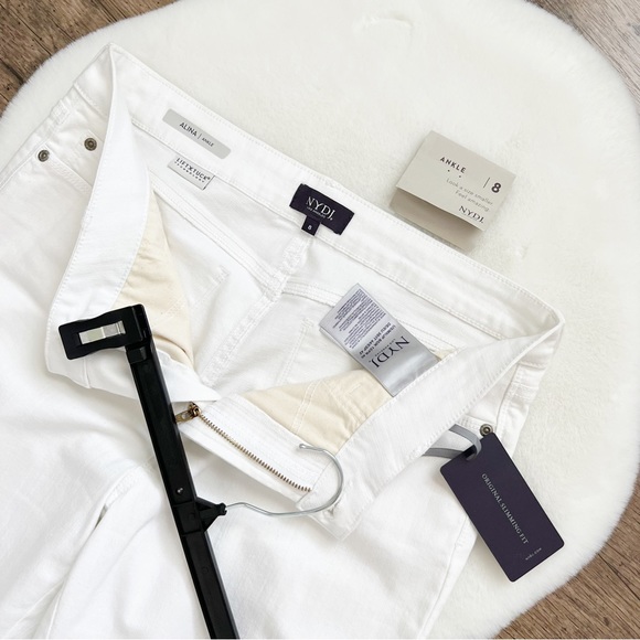 NYDJ Alina Ankle White Crop Floral Lift Tuck Capri Denim Jeans 8 - Picture 12 of 17